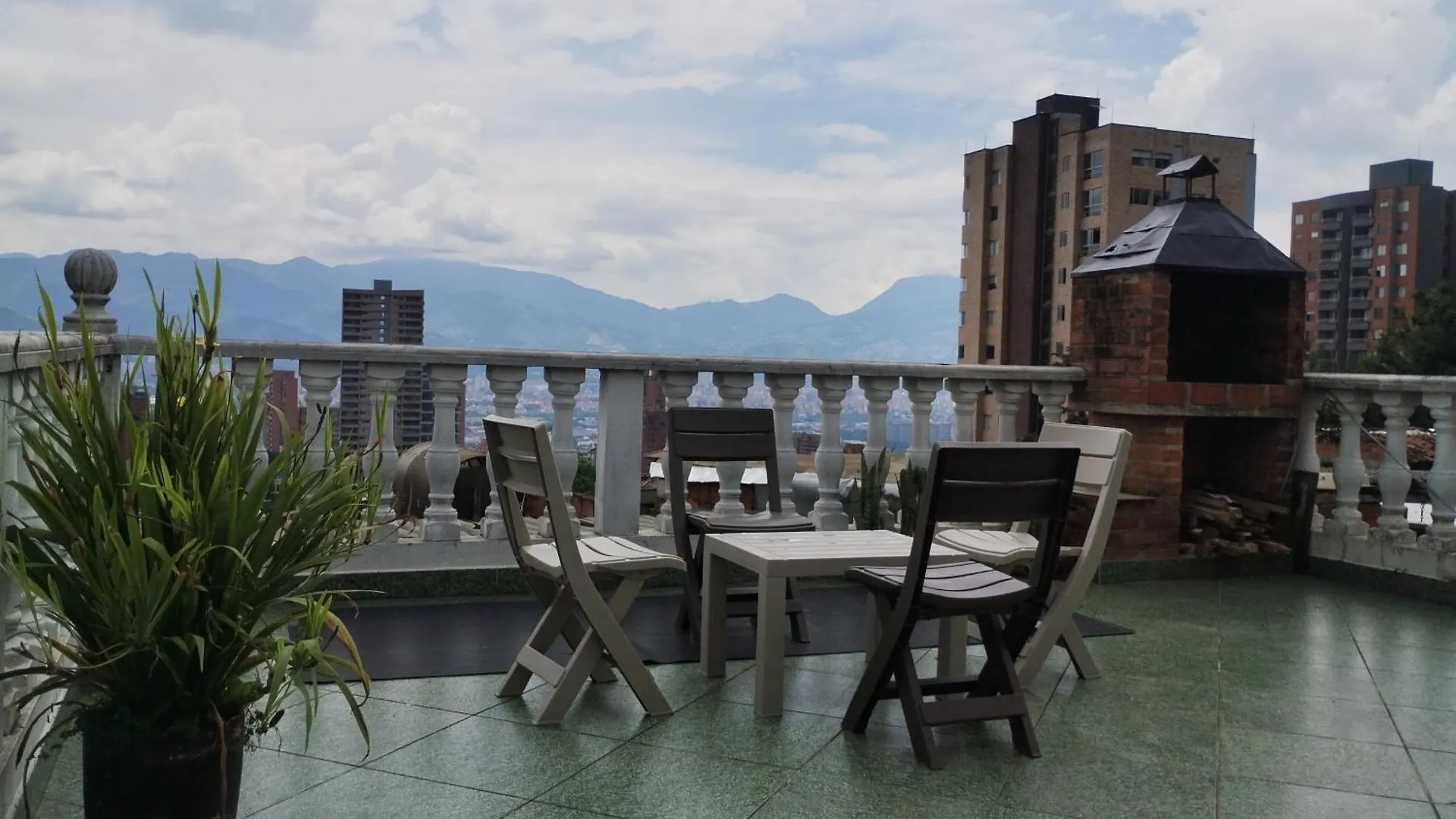 Сasa de vacaciones Casa Hevenie, Hospedaje Familiar Comodo Y Bien Ubicado Medellín