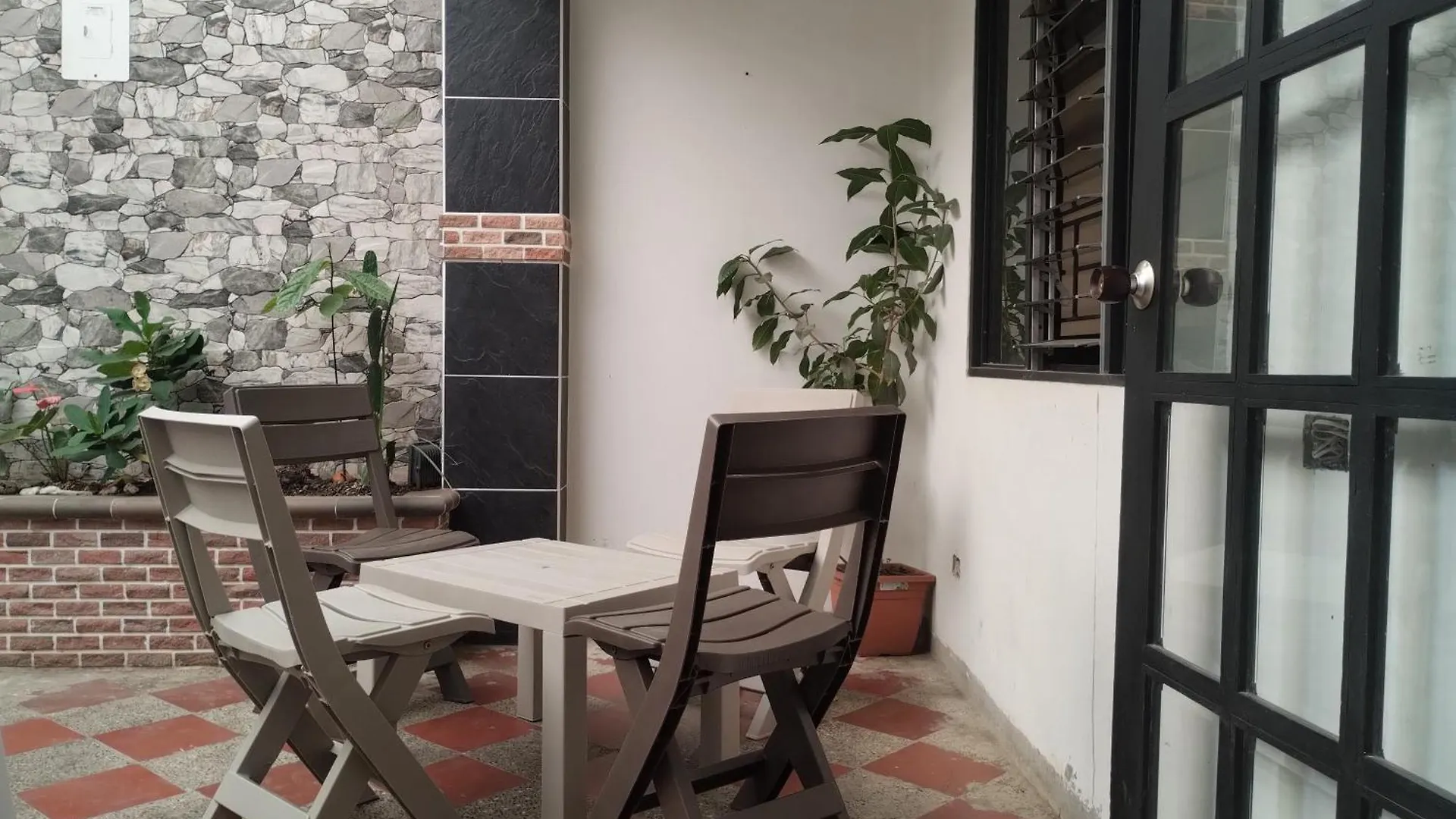 Casa Hevenie, Hospedaje Familiar Comodo Y Bien Ubicado Medellín Сasa de vacaciones