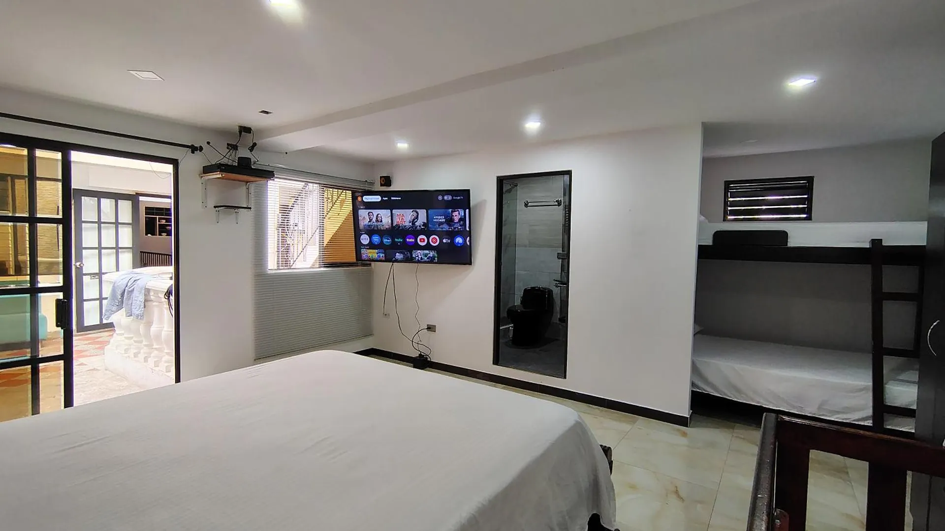 Casa Hevenie, Hospedaje Familiar Comodo Y Bien Ubicado Medellín Сasa de vacaciones